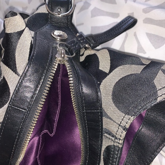 Authentic coach - Picture 10 of 11